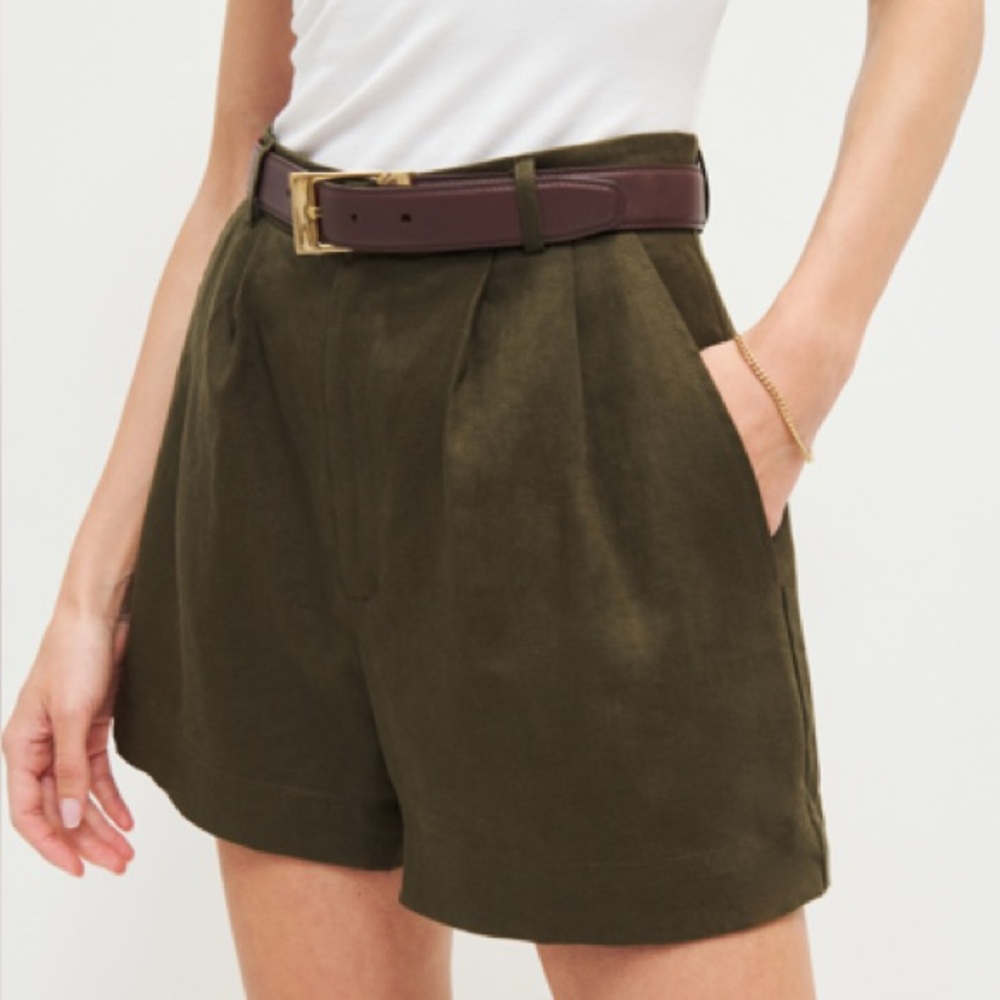 NWOT Reformation Mason Linen Shorts